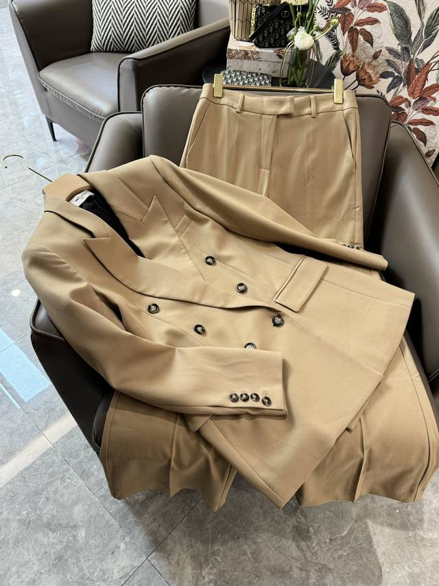 Xz24014#新款套装 Mq 麦昆 双排扣西装外套长裤套装 沙色 Smlxl